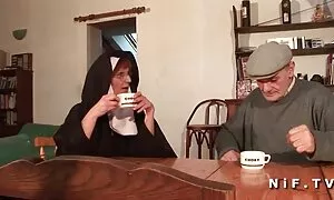 फ्रेंच नन गुदा और कठ ...